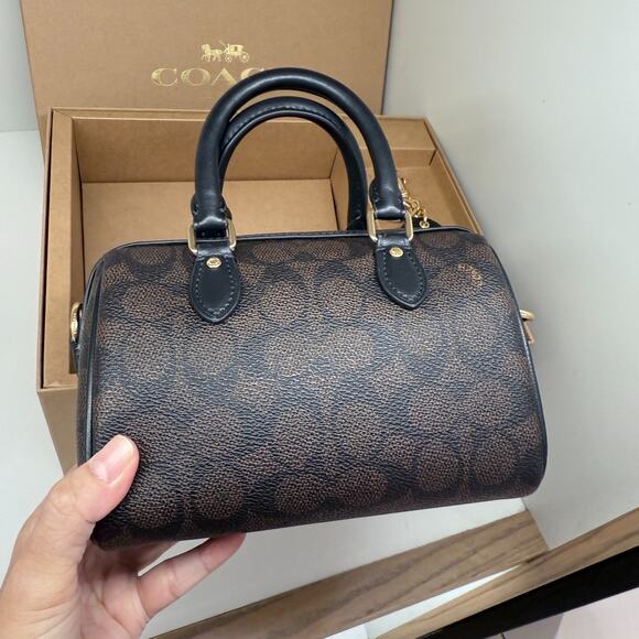 Coach Boxed Mini Rowan Crossbody Bag And Mirror Bag Charm Set CCL59 - Picture 5 of 13